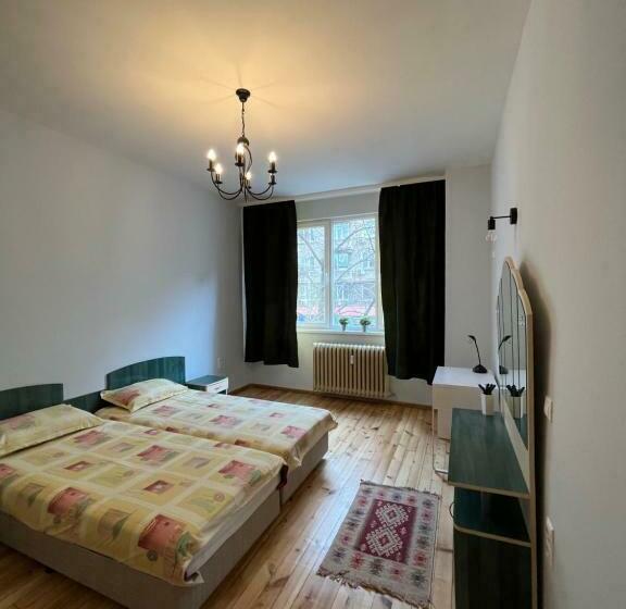 113 In Sofia With 2br And 2 Full Bath