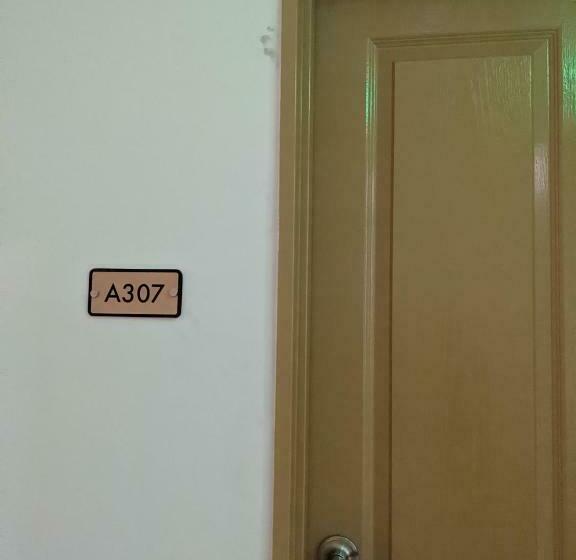 Retkeilymaja 307 Anabelle Residence At Marina Spatial Condominium