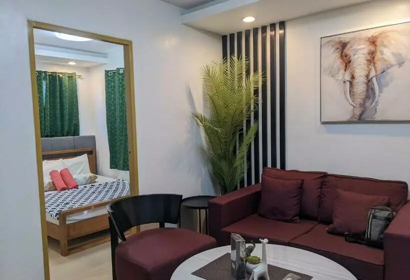 Retkeilymaja 307 Anabelle Residence At Marina Spatial Condominium