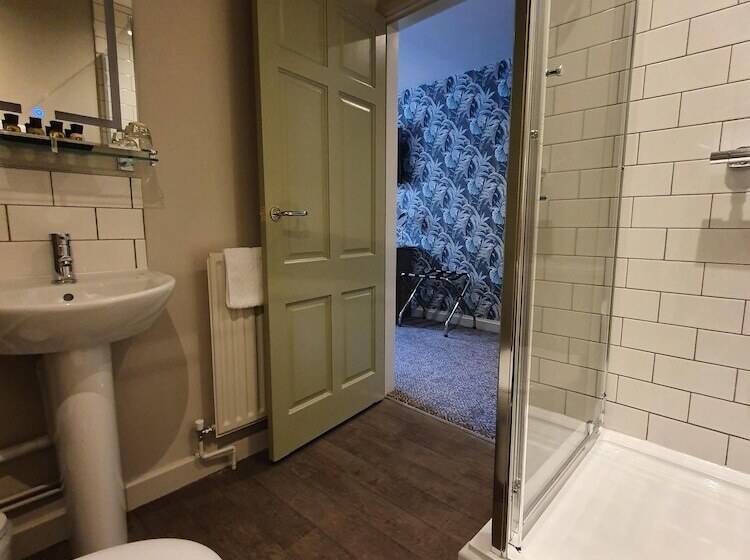 ユースホステル The Coach And Horses