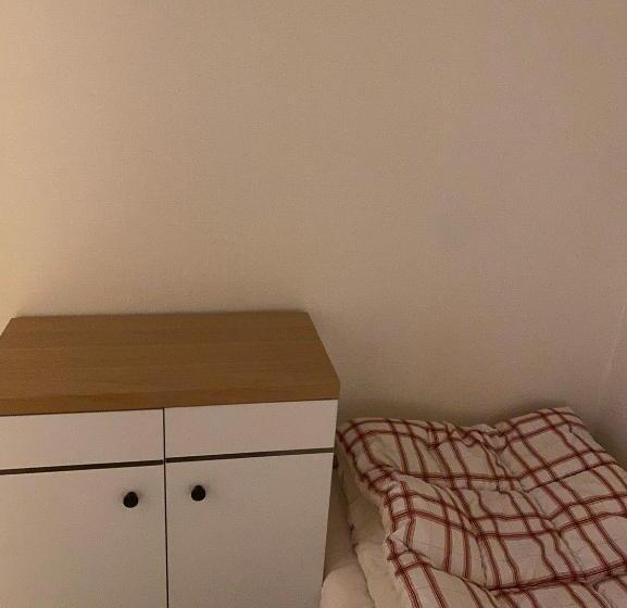 호스텔 The Stay Cube House   Female Only