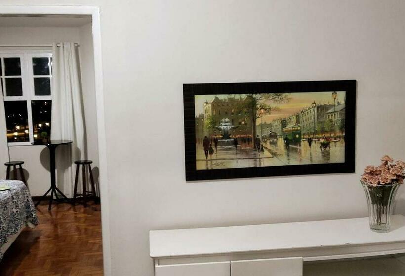 Apto No Centro Histórico Com Vista Para O Palácio De Cristal