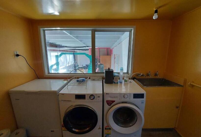 مبيت وإفطار Duxhouse Bnb