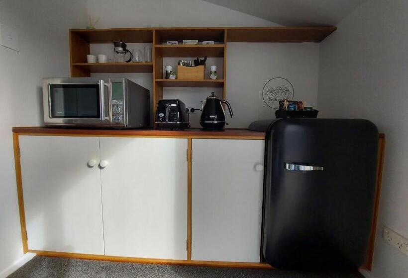 مبيت وإفطار Duxhouse Bnb