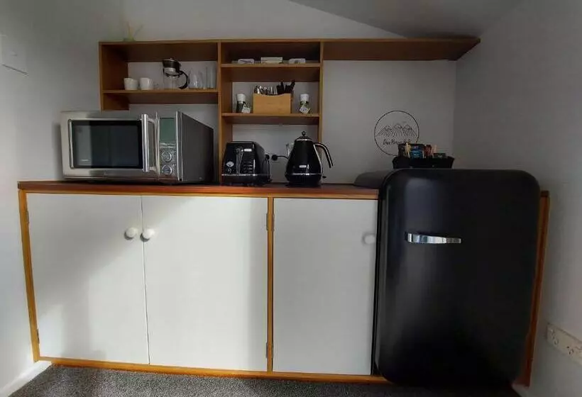 Aamiaismajoitus (B&B) Duxhouse Bnb