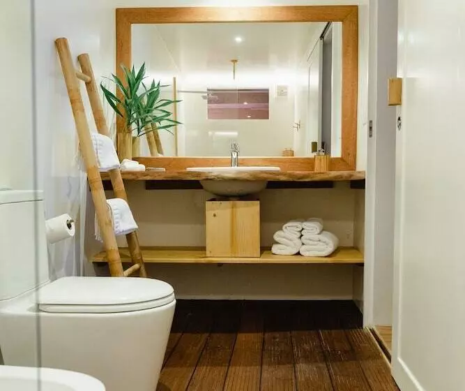 هتل Ecoboo Maldives