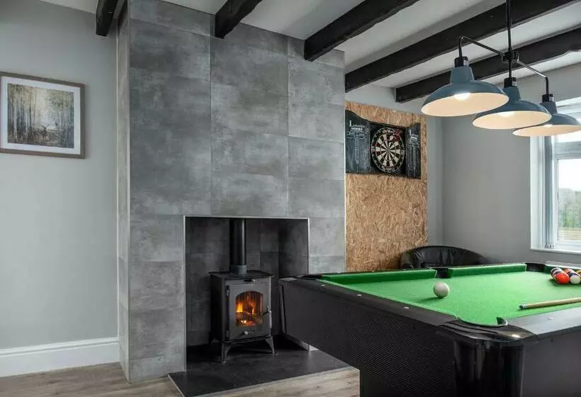 Pen Y Coed ⥈ Modern ⥈ Hot Tub ⥈ Beautiful Views