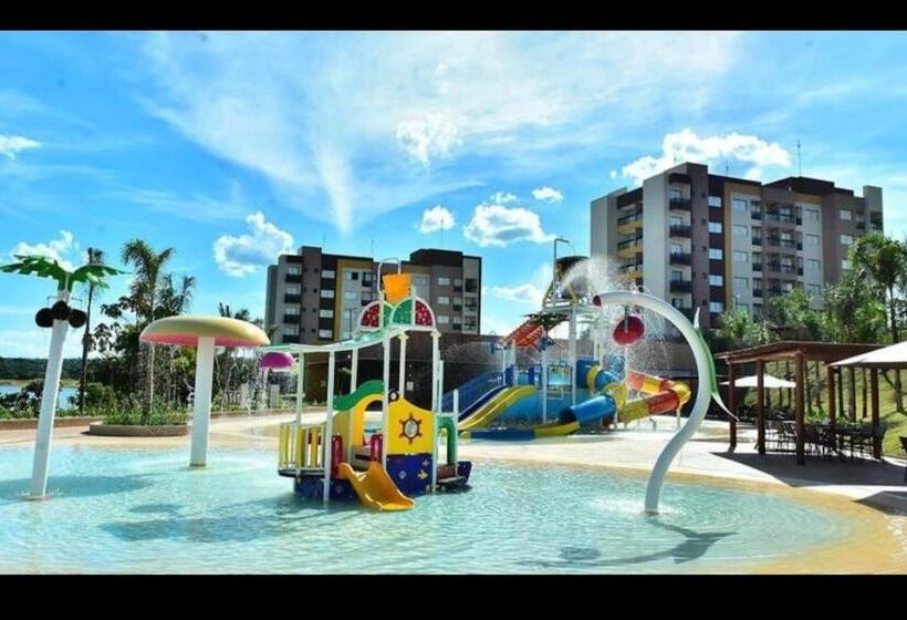 استراحتگاه Praias Do Lago   Caldas Novas