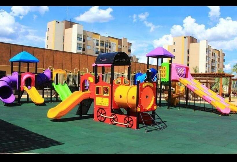 استراحتگاه Praias Do Lago   Caldas Novas