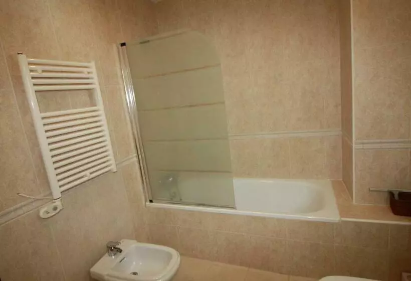 Remarkable 3 Bed House In Alhaurin El Grande