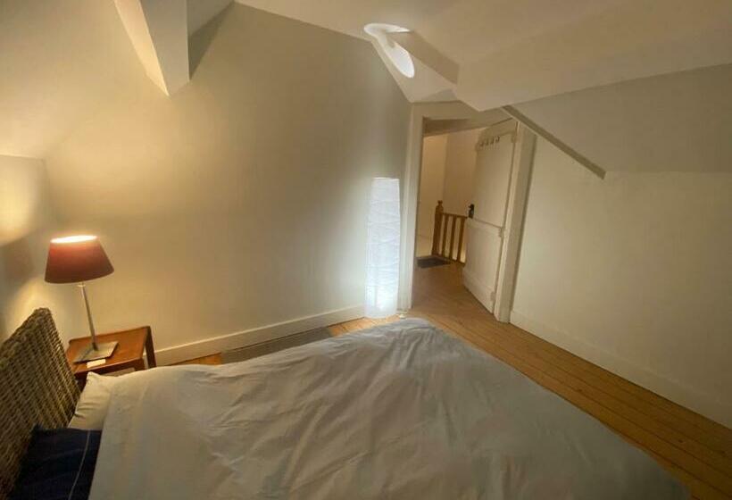 تختخواب و صبحانه Les Nids