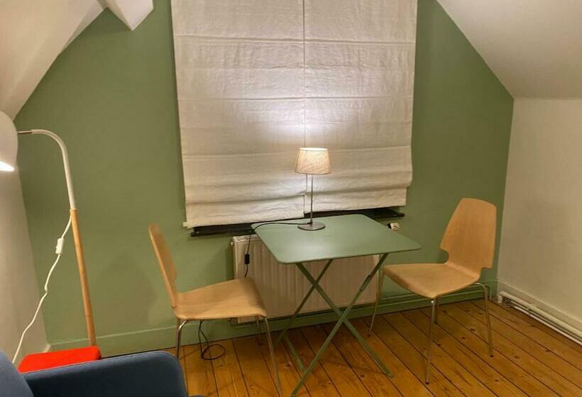 تختخواب و صبحانه Les Nids