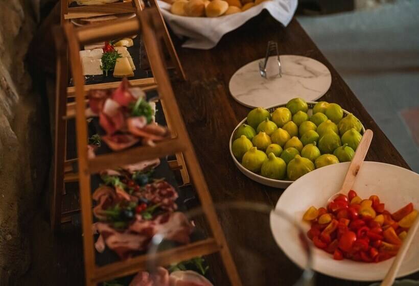 ホテル Castello Di Rocca Cilento