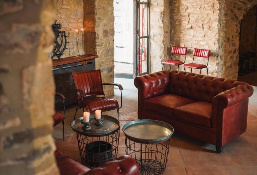 ホテル Castello Di Rocca Cilento