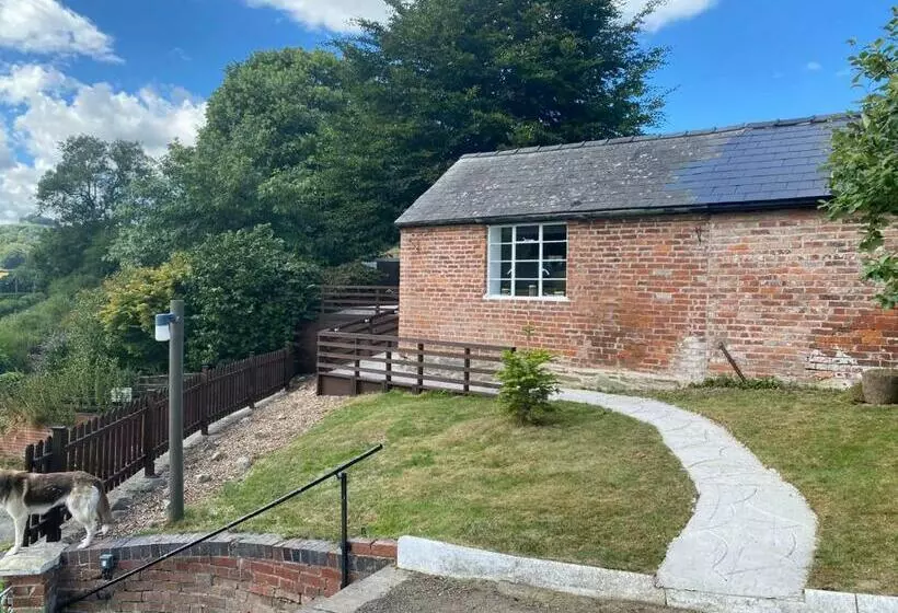 Robyns Nest, Self Catering Cottage