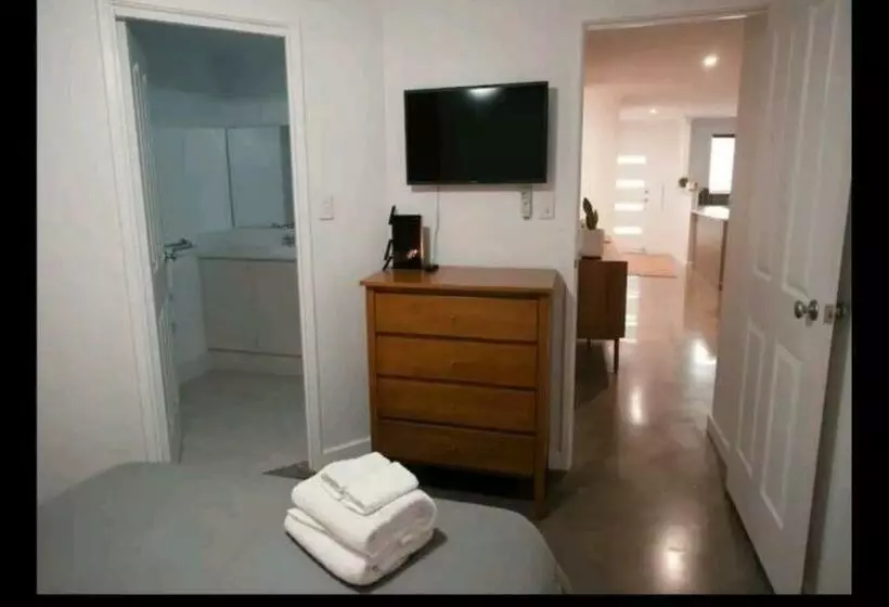 43 Cape View