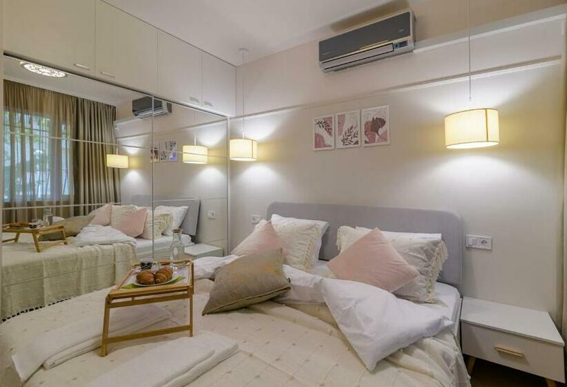 Black Sea Dolphin Apartment