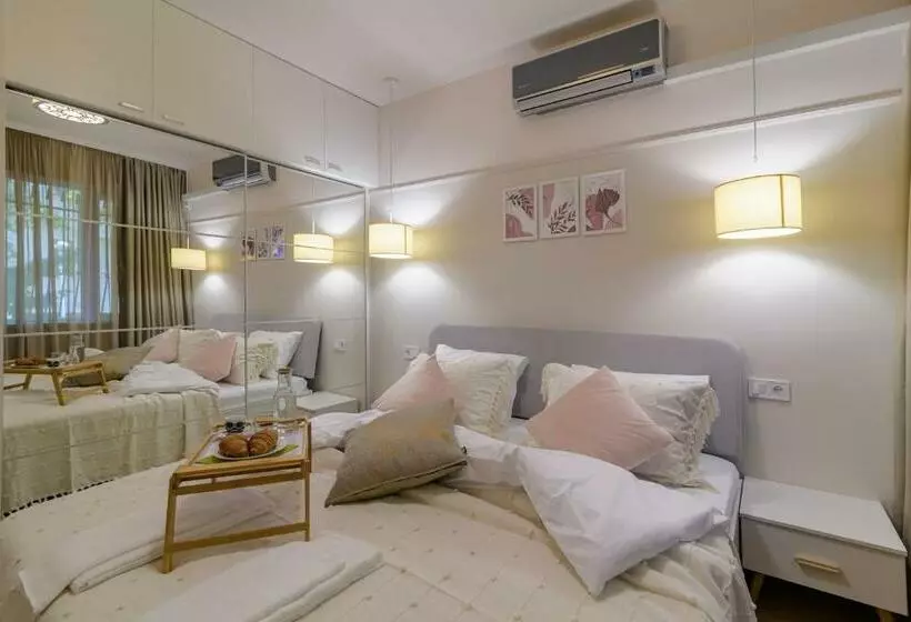 Black Sea Dolphin Apartment