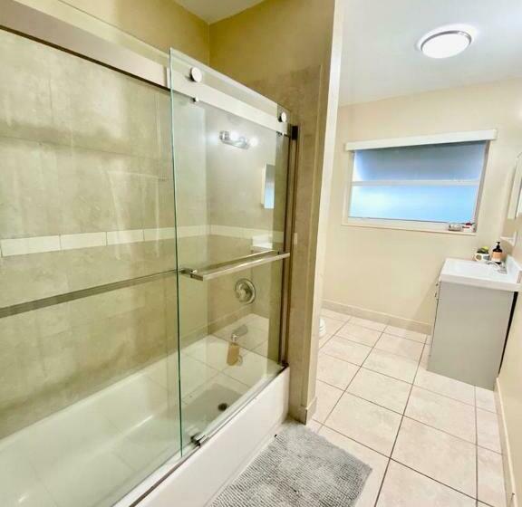 Cheerful Villa With Amazing Pool