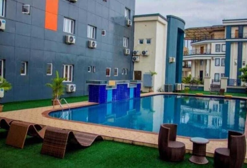 هتل Golden Tulip Grand Palazzo