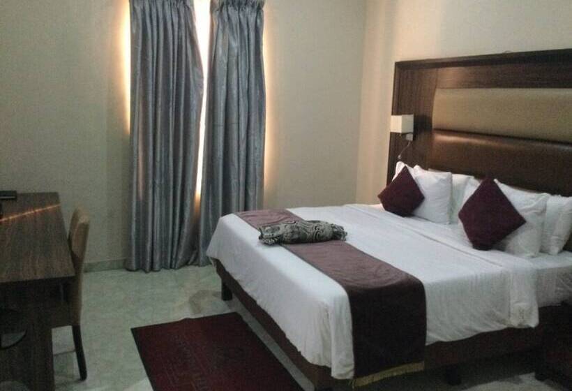 هتل Golden Tulip Grand Palazzo