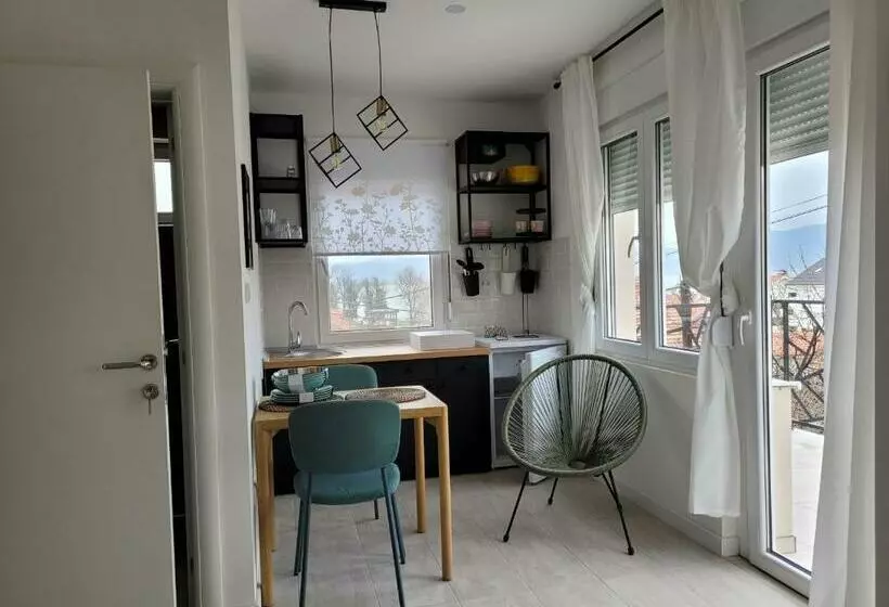 Kuća Familija