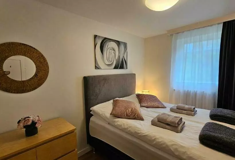 پانسیون B&b Rooms Husavik 3