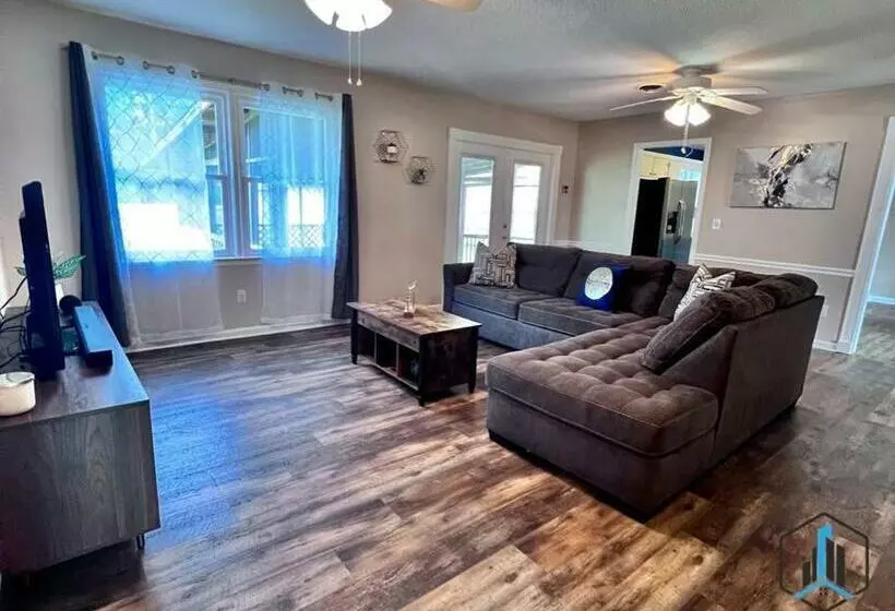 Up Entire House 3 Bd, 2 Bth 3 Min To Usmc, Cp Nc