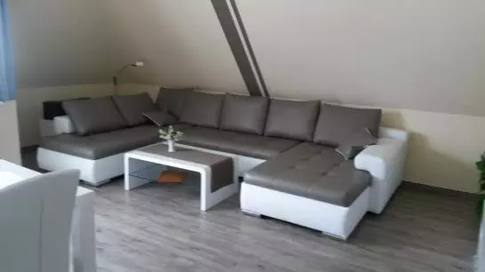 ホテル Benen Diken