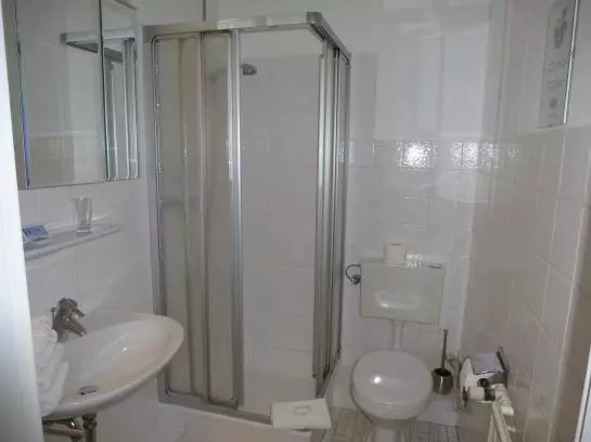 ホテル Benen Diken