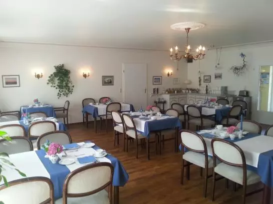 ホテル Benen Diken