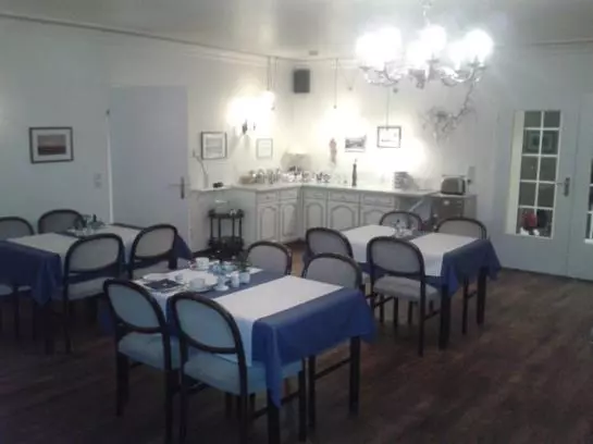 ホテル Benen Diken