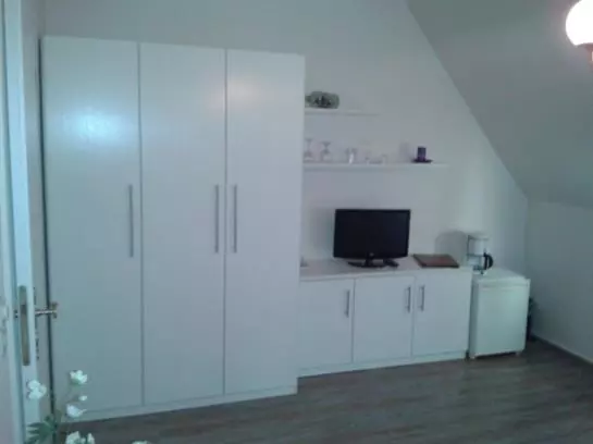 ホテル Benen Diken