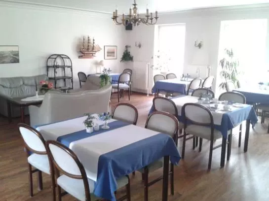 ホテル Benen Diken