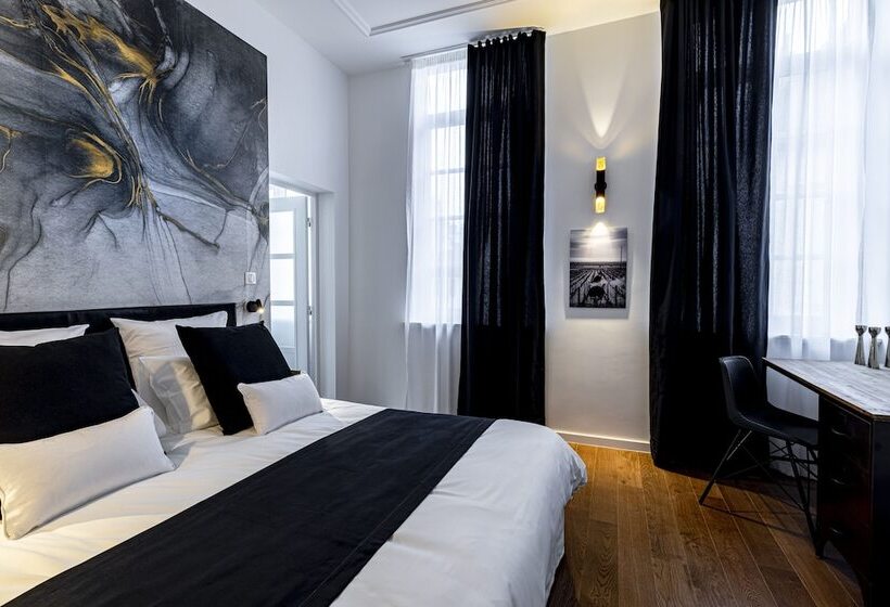 Отель Du Palais Dijon