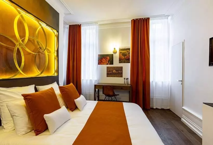 Otel Du Palais Dijon