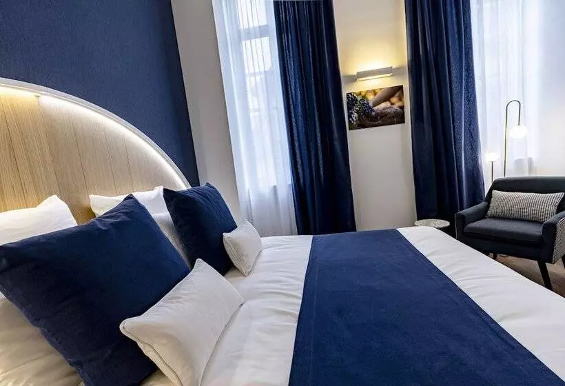 Otel Du Palais Dijon