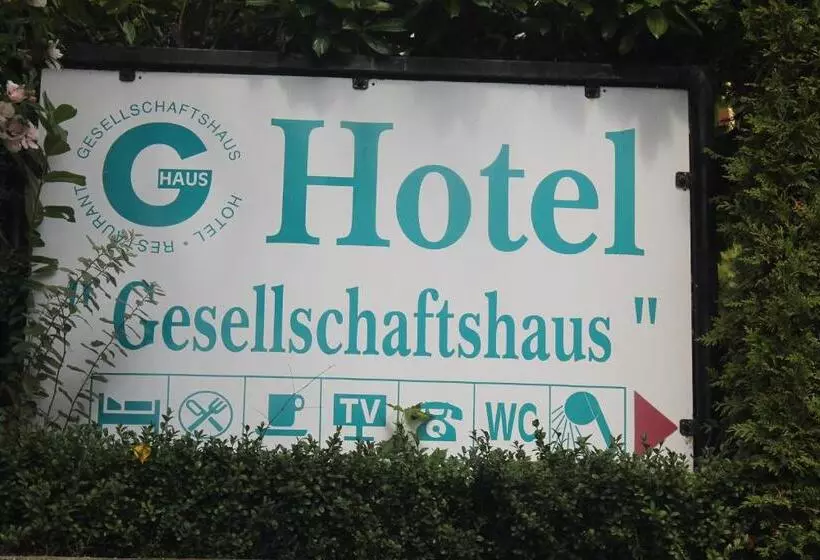 בית מלון כפרי Gesellschaftshaus