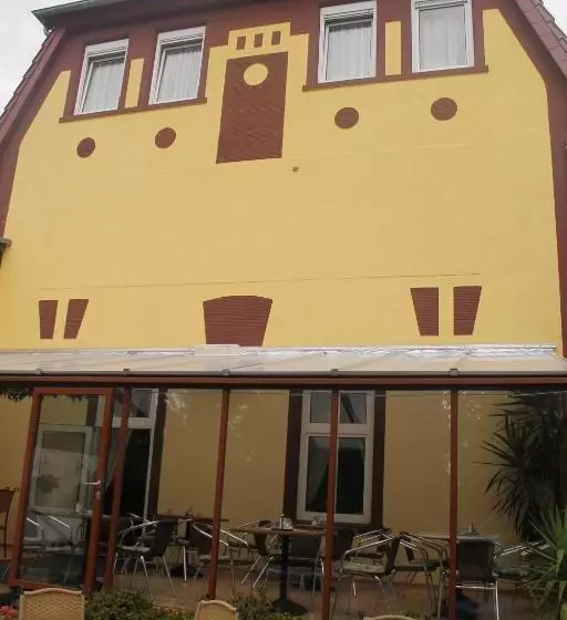 בית מלון כפרי Gesellschaftshaus