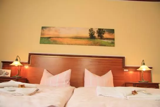 هتل Aparthaus Waren