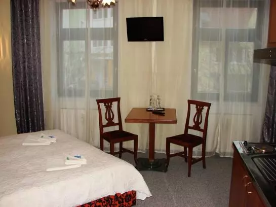 هتل Aparthaus Waren