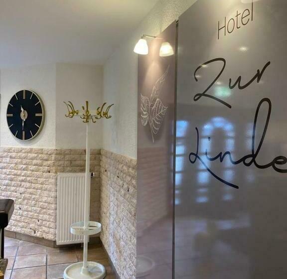 فندق Zur Linde