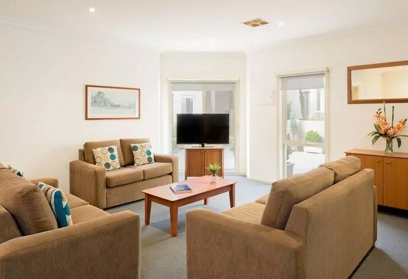 Kew Serviced Apartments