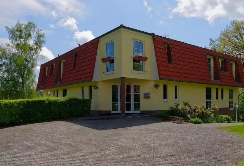 Landhotel Am Peetscher See