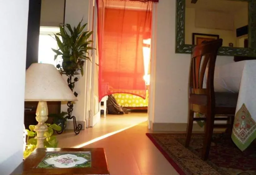 הוסטל Mayas Nest