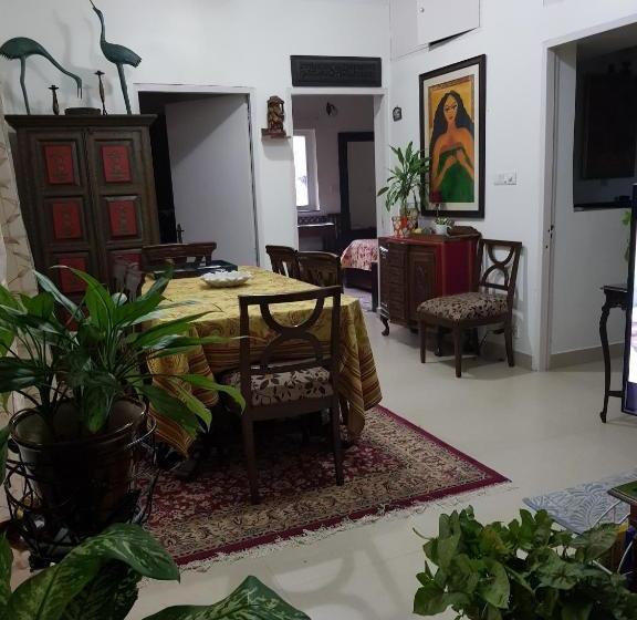 ユースホステル Mayas Nest