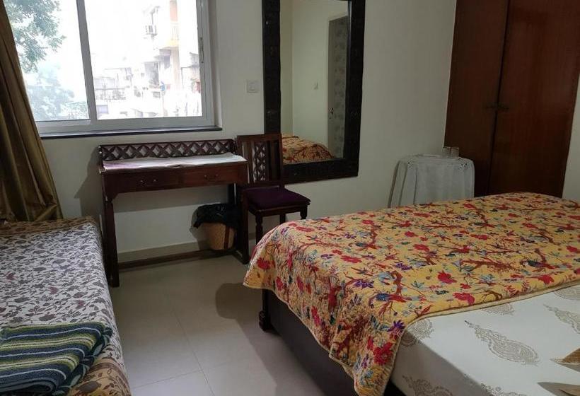 ユースホステル Mayas Nest