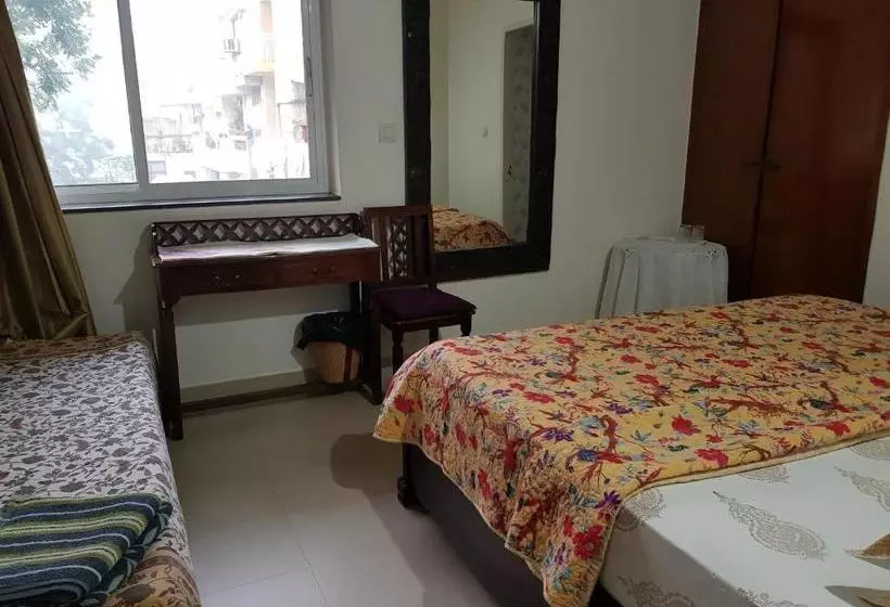 הוסטל Mayas Nest