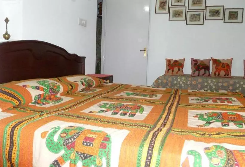 הוסטל Mayas Nest