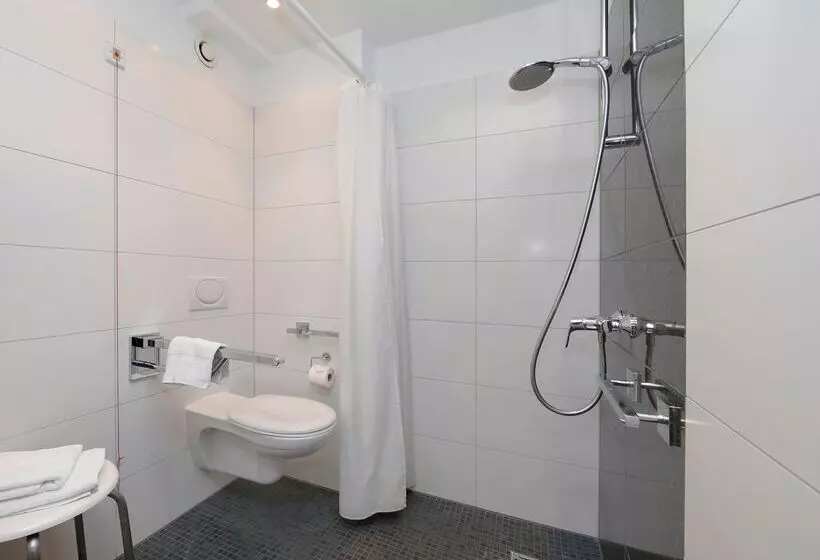 모텔 B&b Hotel Berlin Dreilinden